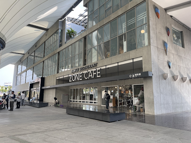 Zone Cafe 弄咖啡親子餐廳 大東店