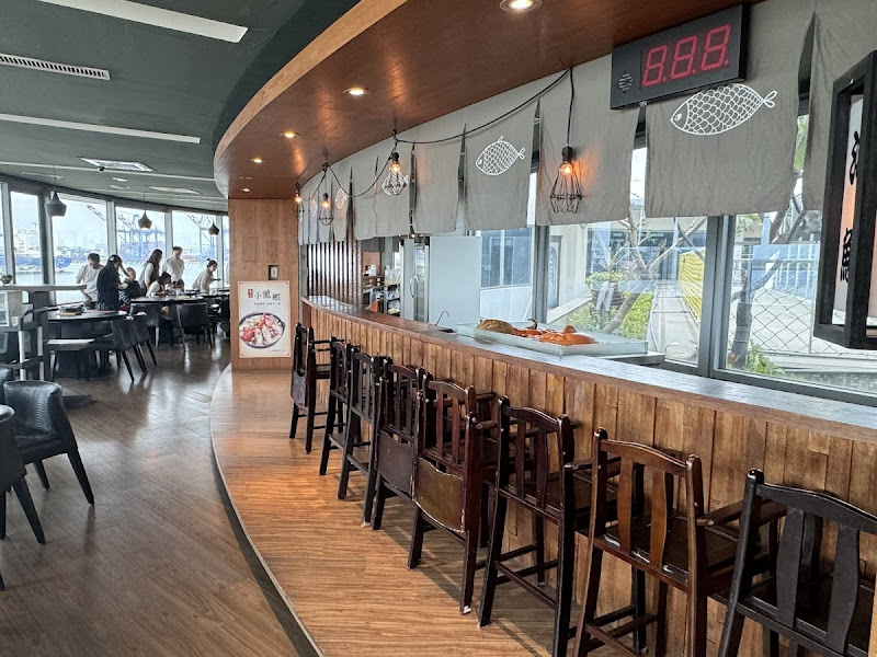 高字塔旋轉餐廳