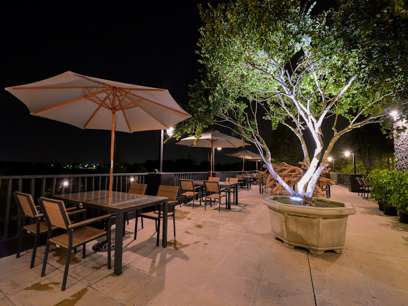 家園藝術龍蝦•牛排館 庭園餐廳