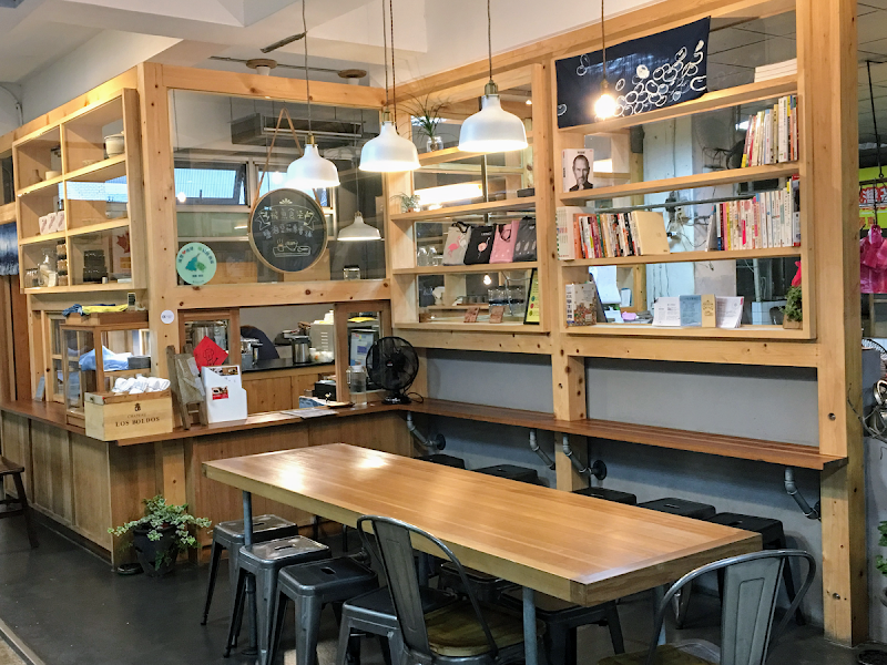 飛魚食染-鹽滷豆花專賣店