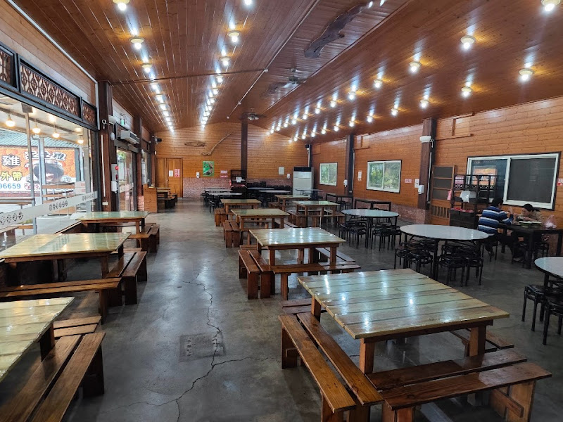 七里香甕仔雞-大湖店