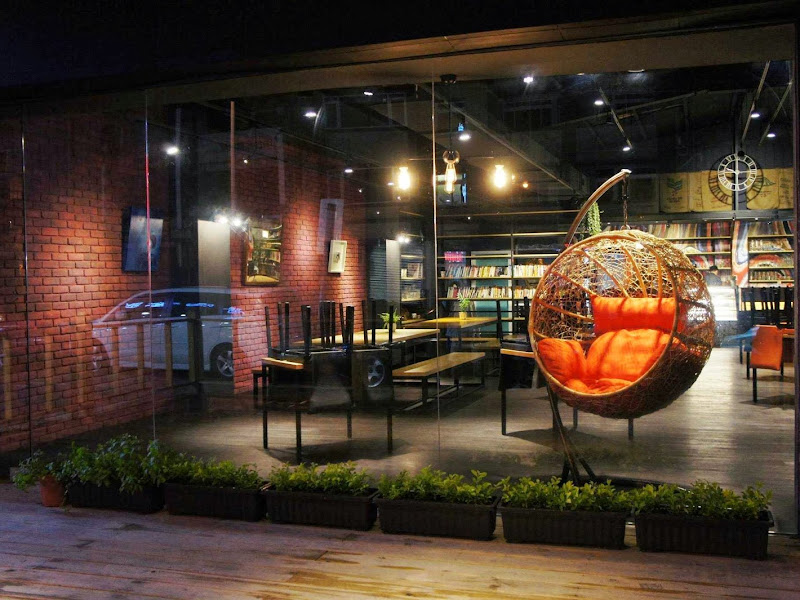 旅人咖啡館.龍潭店