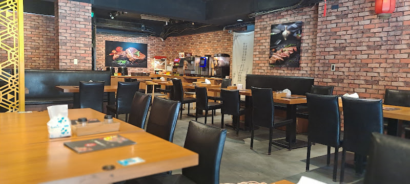 人从众 台北公館店