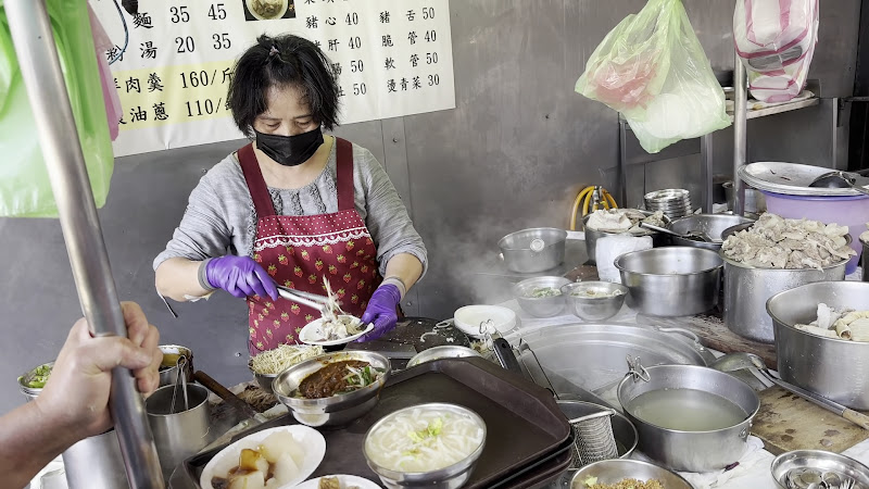 大龍峒肉羹-米粉湯