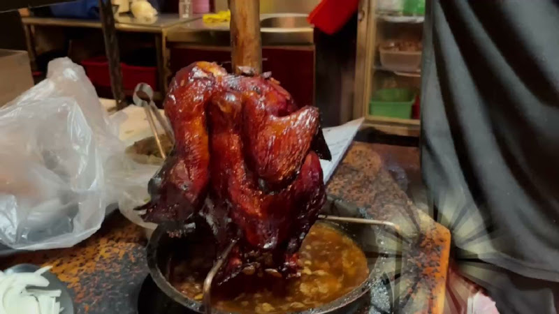 起家莊雞老闆 養生藥膳桶仔雞