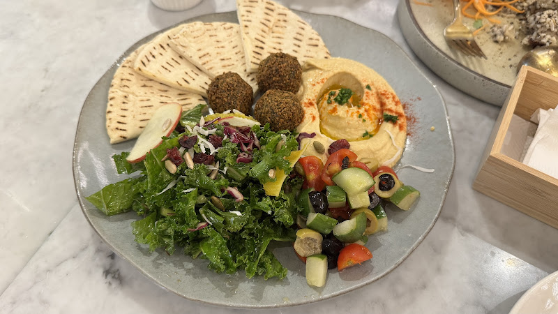 Herbivore 信義A4店 Vegan料理