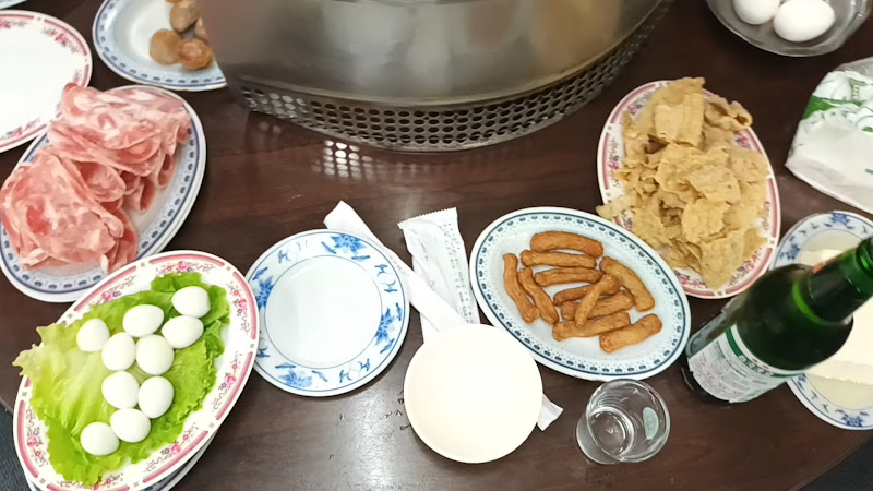 曾德自助火鍋城