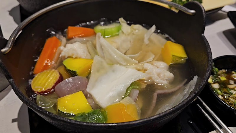 築間幸福鍋物 信義世貿店