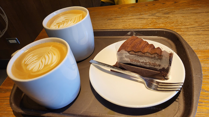 Starbucks 星巴克 (北投大業門市)