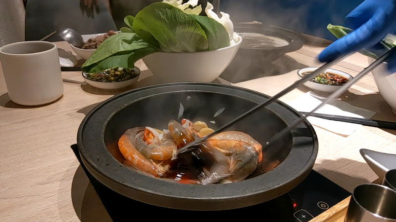 石研室 爆炒石頭火鍋 - 南港中信店