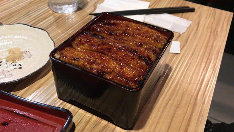 板前屋炭烤鰻魚飯(22:00最後出餐)