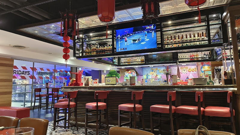 星期五美式餐廳 台南新天地餐廳