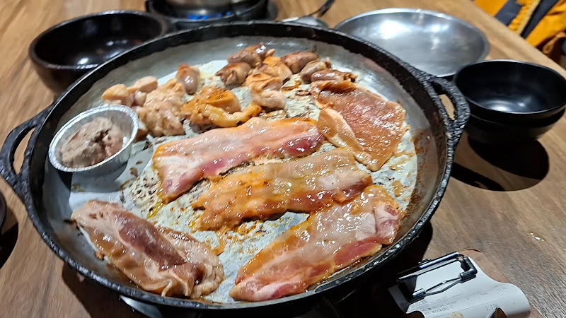 好好吃肉韓式烤肉吃到飽-台南民族店
