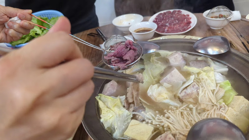 四季恬鑫溫體牛肉鍋民生店