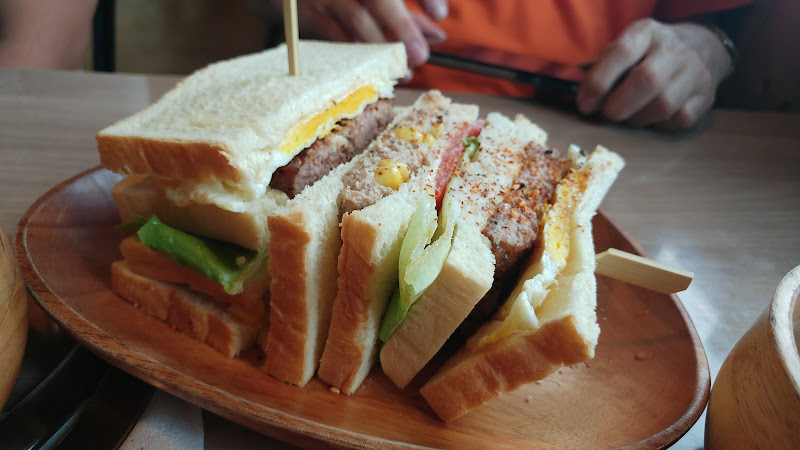 日十。早午食台南成功店