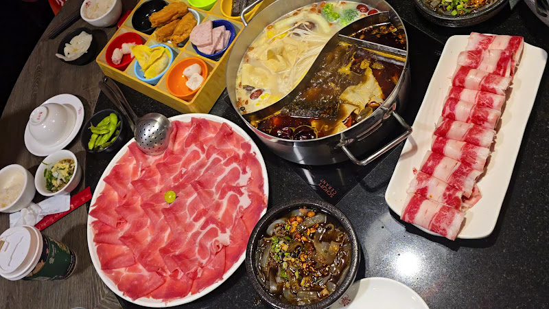 老四川巴蜀麻辣燙 台南安平店