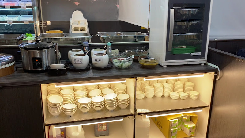 廖老三烤魚火鍋 熱炒•燒烤•魚鍋