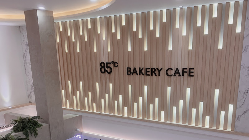 85度C咖啡蛋糕飲料麵包-台南大橋店(直營)