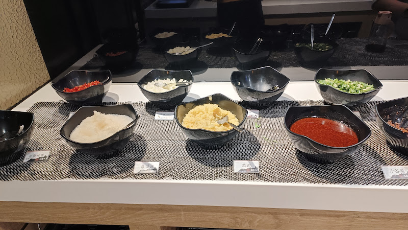 文岩文 岩燒蜀辣鴛鴦鍋