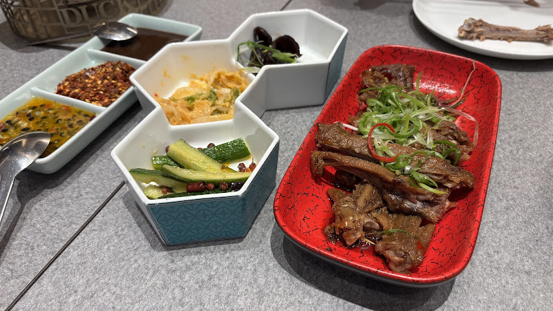 享鴨 新北新莊思源i-Tower店