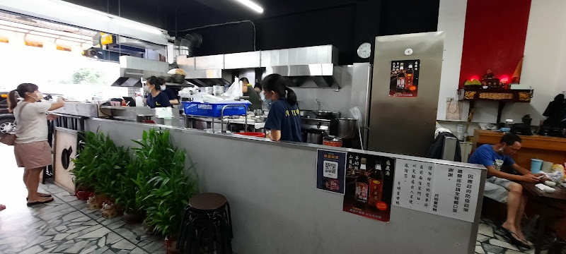 月明薑母鴨 新莊店