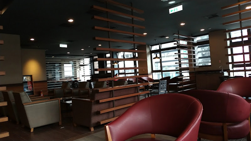 星巴克 (新莊雙鳳門市)