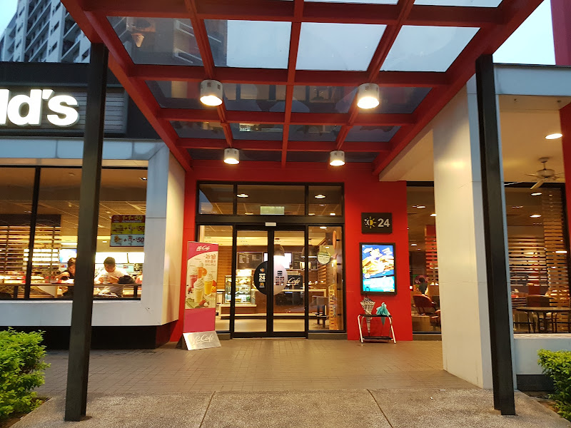 麥當勞-淡水新市餐廳－設有得來速