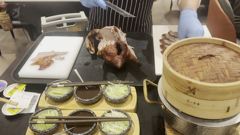 上菜 片皮鴨專賣店 桃園台茂店