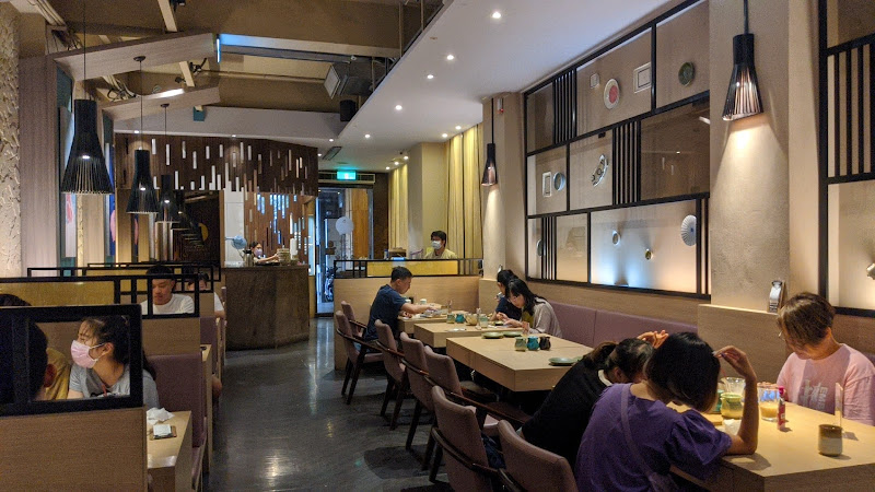 恆八味屋鍋物-藝文店(2F) #下午營業不休息 ＃平日258起