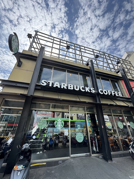 STARBUCKS 星巴克 (龍潭門市)
