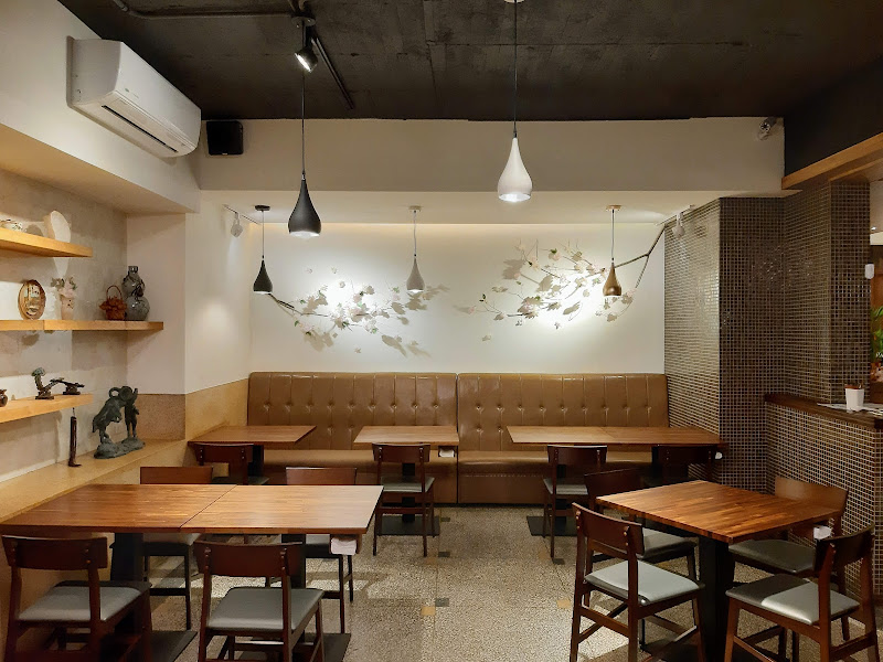 初月 砂鍋粥丨茶飲丨私房菜