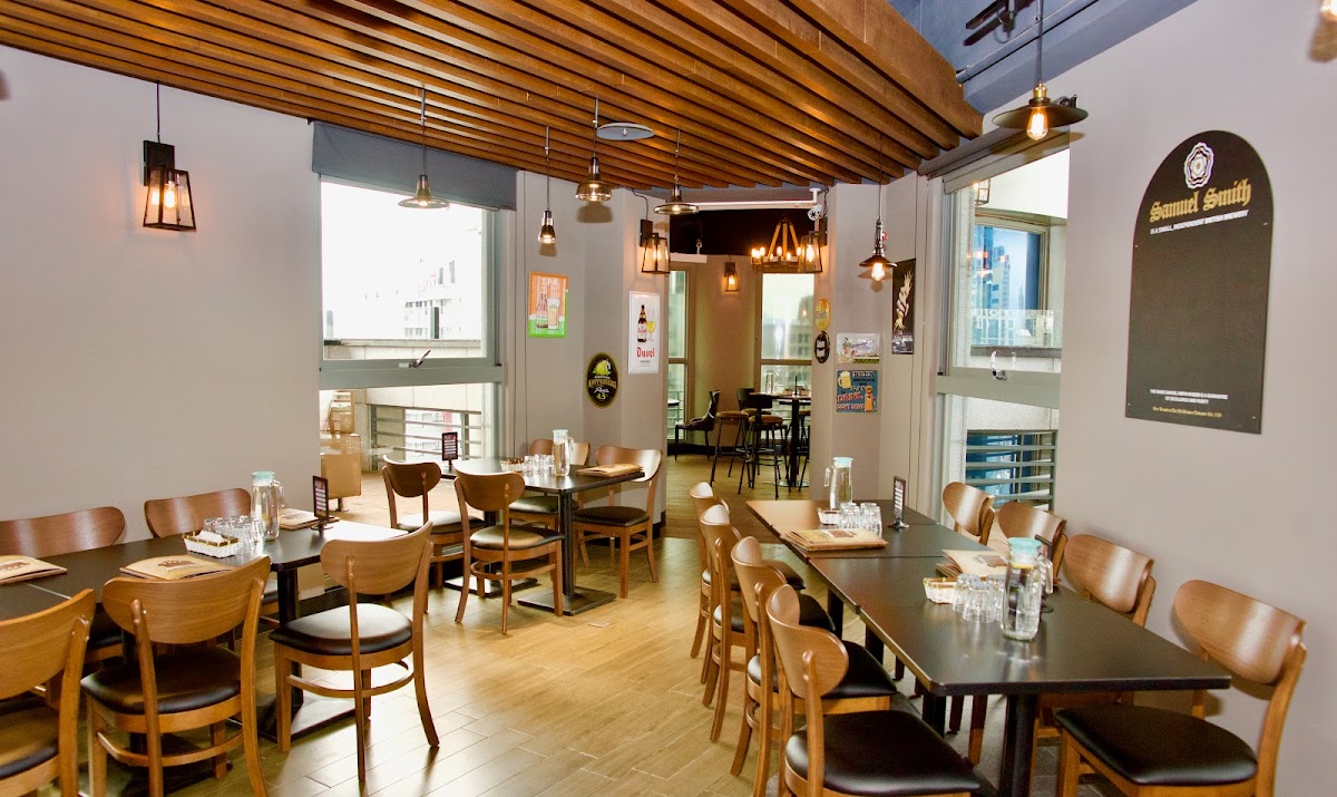 ABV Bar & Kitchen 閣樓餐酒館