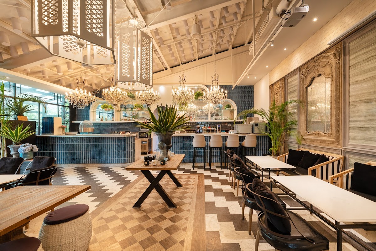 雛菊DAISY VILLA-高雄青海店