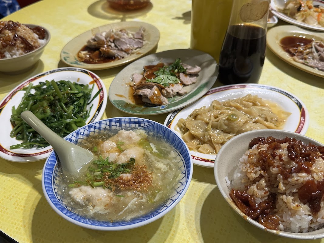 店小二魯肉飯