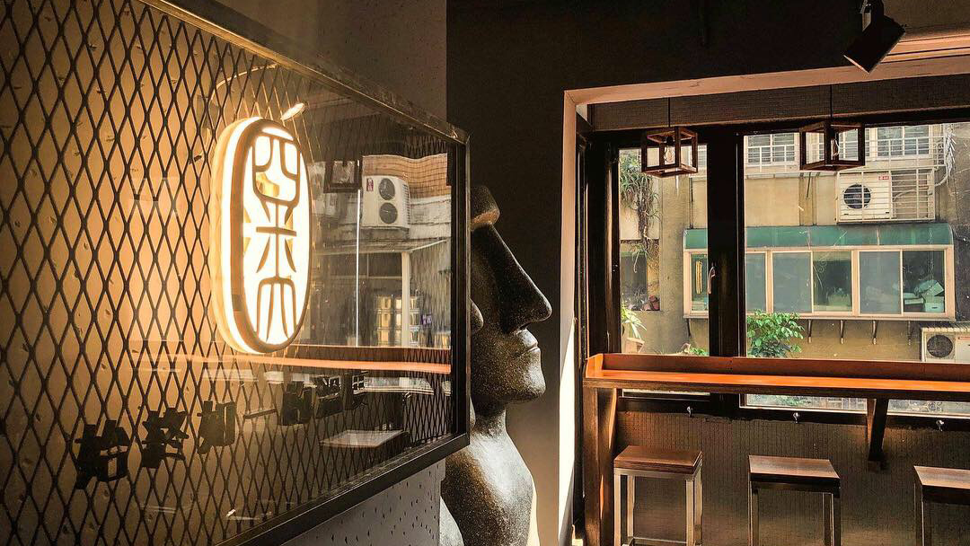 四米大石鍋拌飯專賣