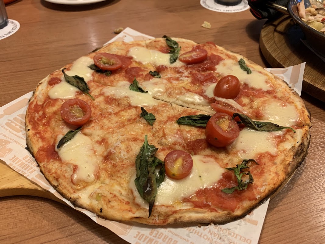 堤諾義大利比薩 台北莊敬門市