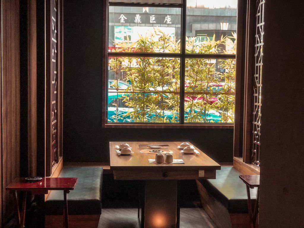 岩漿漢方麻辣火鍋-台中公益店